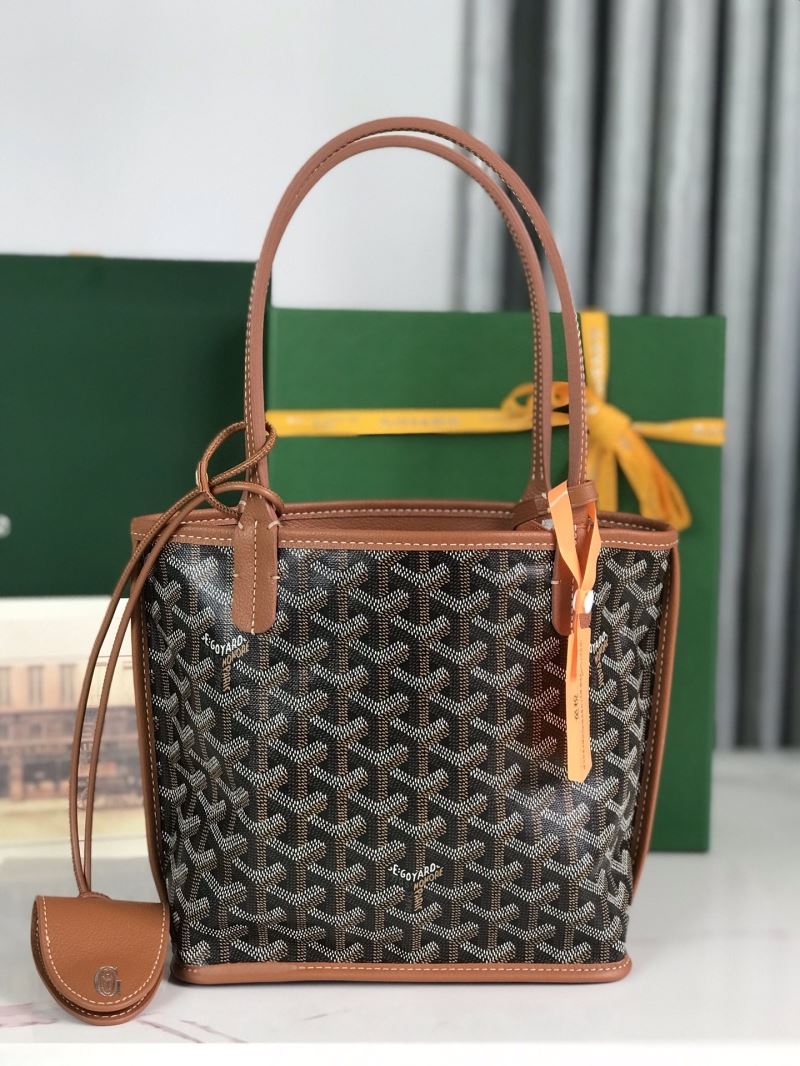 Goyard Shopping Bags